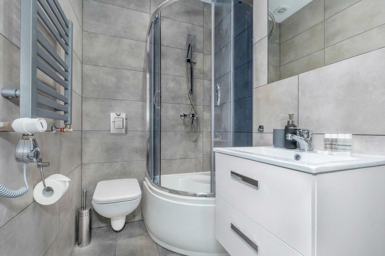 Pod Herkulesami By Renters Poznań